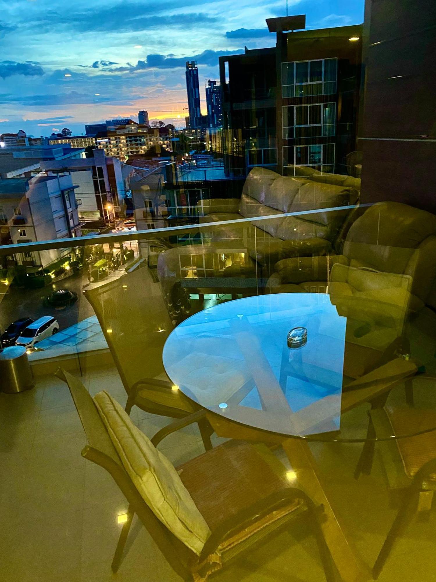 Lux Sl Luxury Style Of Life Apartment Pattaya Bagian luar foto